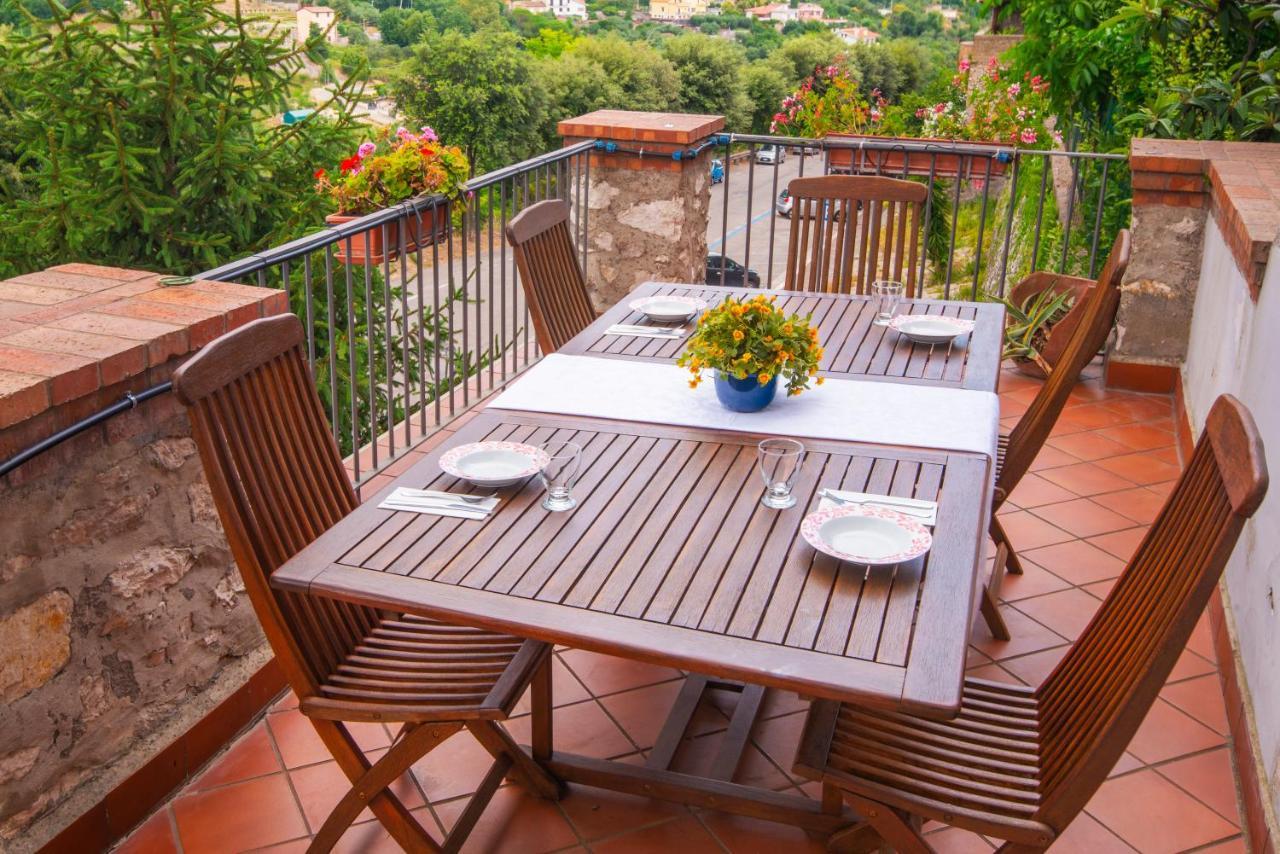 민투르노 Torre Caetana B&B 외부 사진