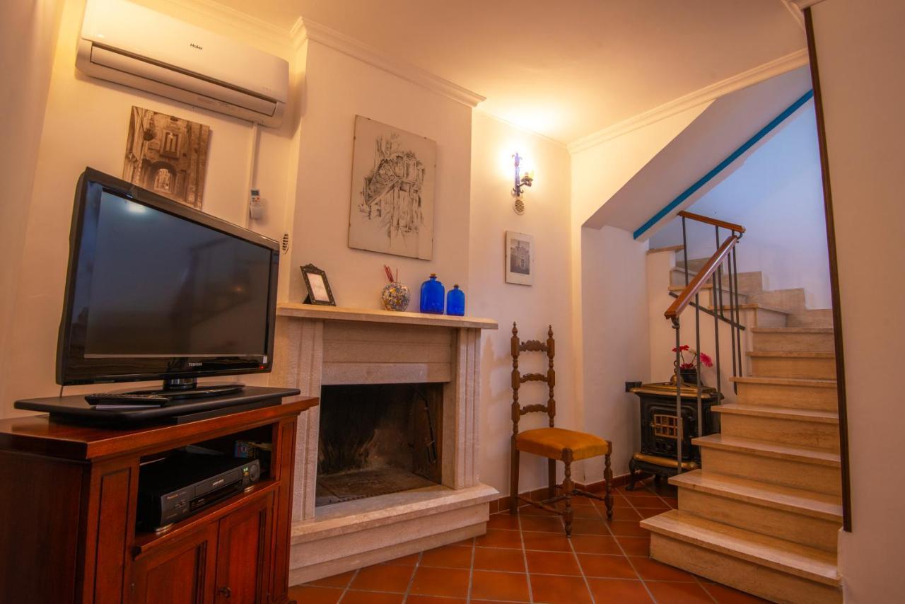 민투르노 Torre Caetana B&B 외부 사진